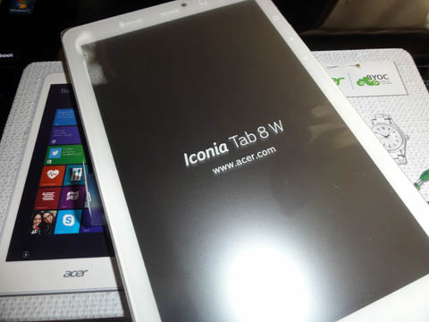 Windows10 p Iconia Tab 8 W w܂B